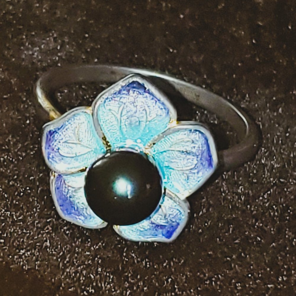 Black Pearl Flower Ring Size 7